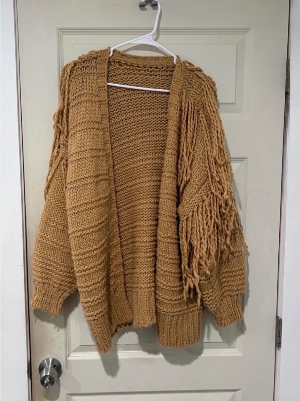 Fringe Open-Front Chunky Cardigan Sweater - Camel
